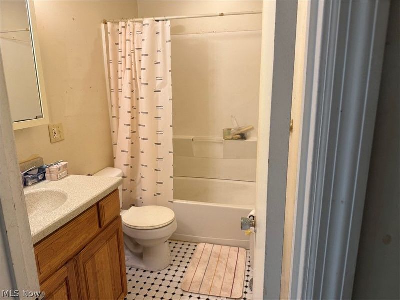 4102 Burkey Road, Austintown, OH 44515 Photo 12