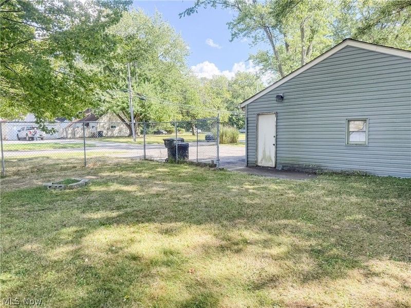 4102 Burkey Road, Austintown, OH 44515 Photo 17