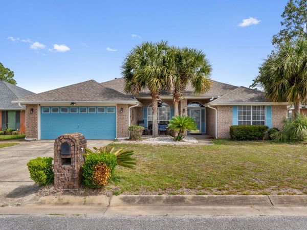 9562 Dynasty Lane, Navarre, FL 32566