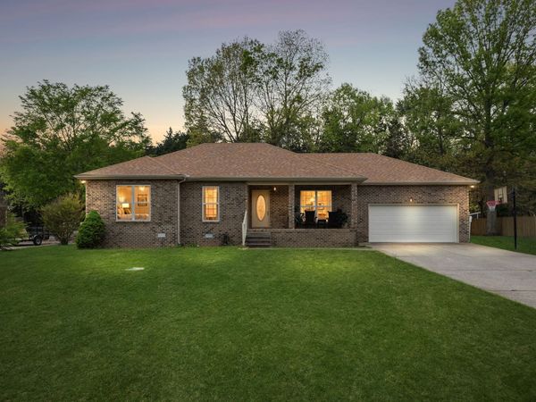 579 Windy Rd , Mount Juliet, TN 37122