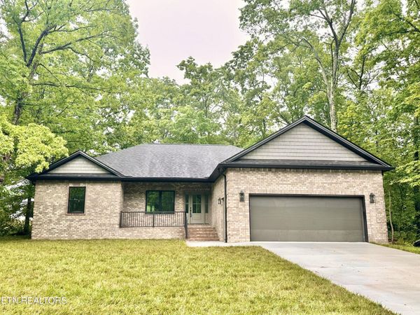 614 Apoka Lane, Crossville, TN 38572