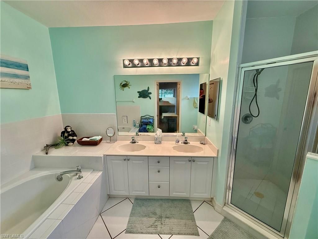 750 Luisa Ln, Unit 2, Naples, FL 34104 Photo