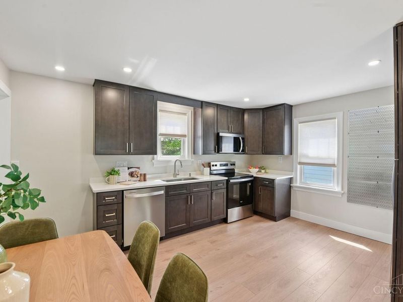 4637 Hunt Road, Blue Ash, OH 45242 Photo 13