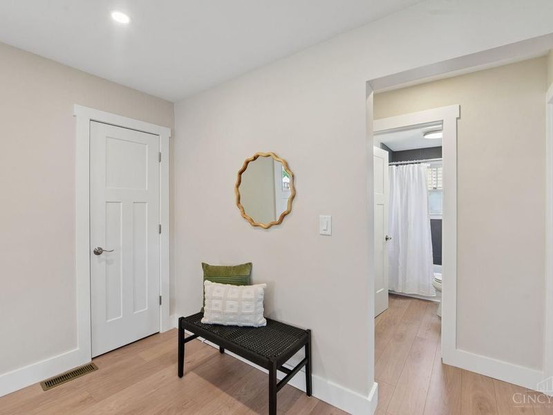 4637 Hunt Road, Blue Ash, OH 45242 Photo 17