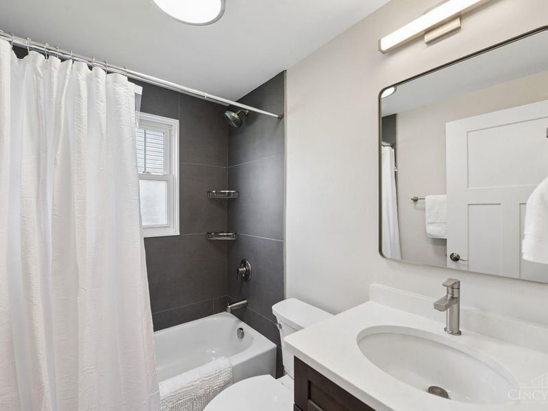 4637 Hunt Road, Blue Ash, OH 45242 Photo 18