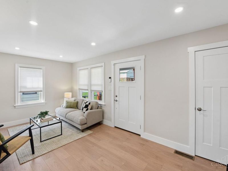 4637 Hunt Road, Blue Ash, OH 45242 Photo 7