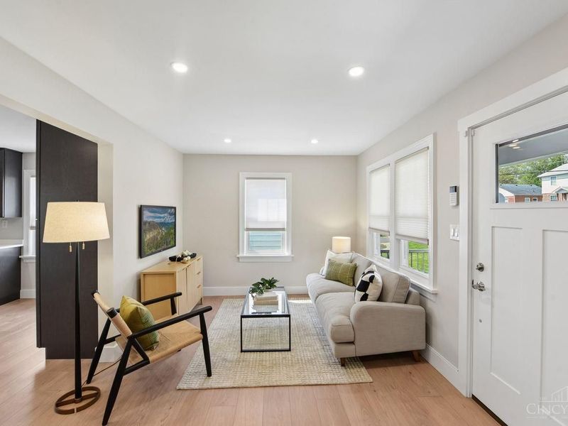 4637 Hunt Road, Blue Ash, OH 45242 Photo 8