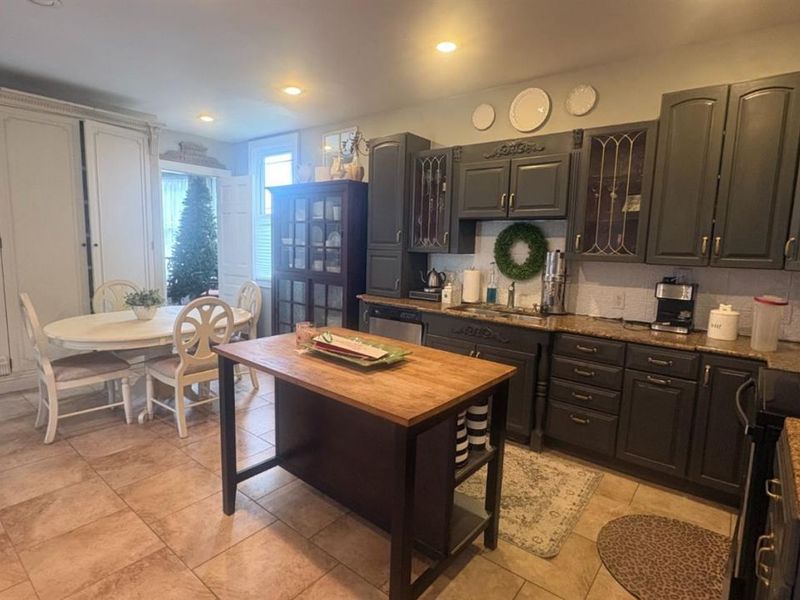 336 N High Street, Hillsboro, OH 45133 Photo 7