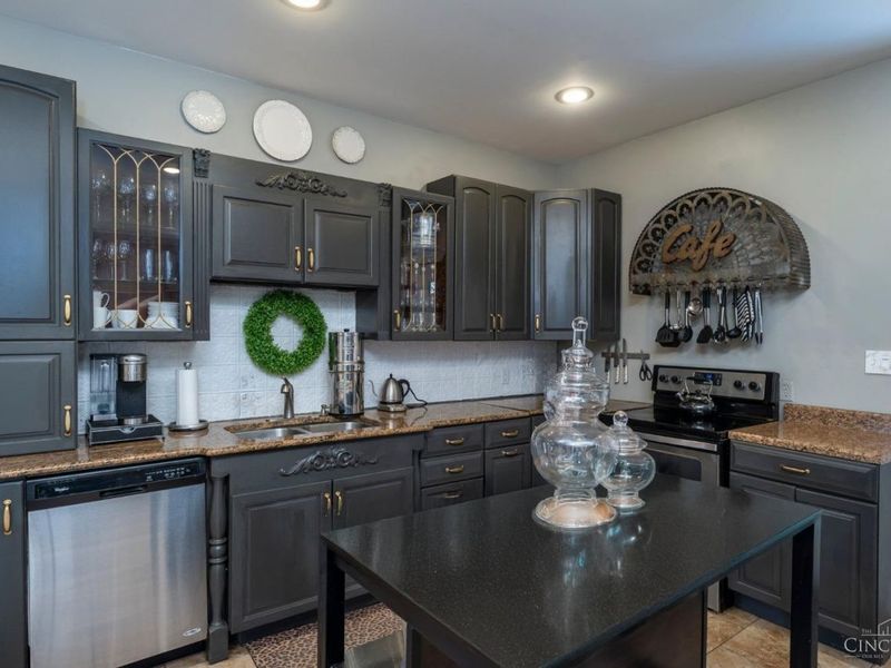 336 N High Street, Hillsboro, OH 45133 Photo 9