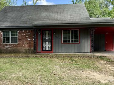 2884 SPRING HILL DR, Memphis, TN 38127