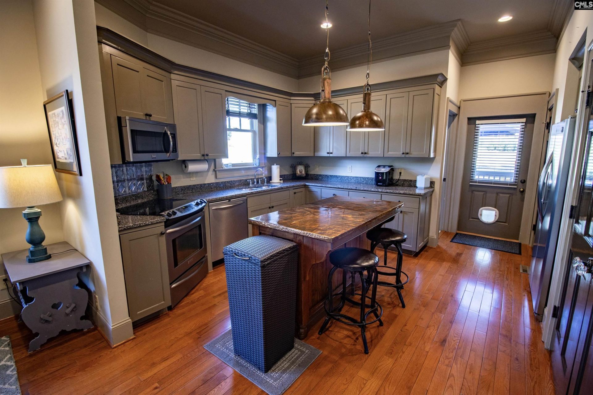 1536 Harrington Street Photo 12