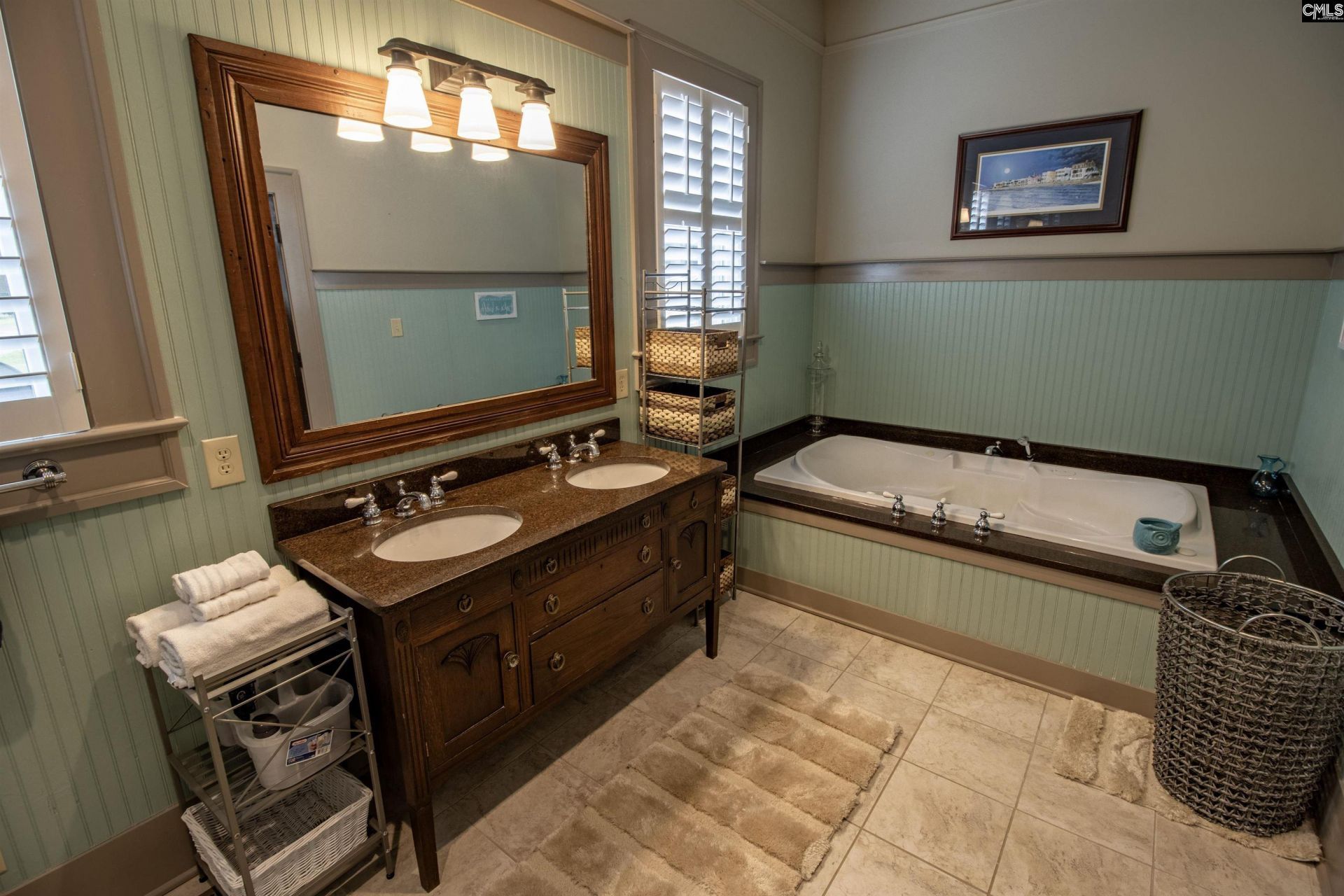 1536 Harrington Street Photo 25