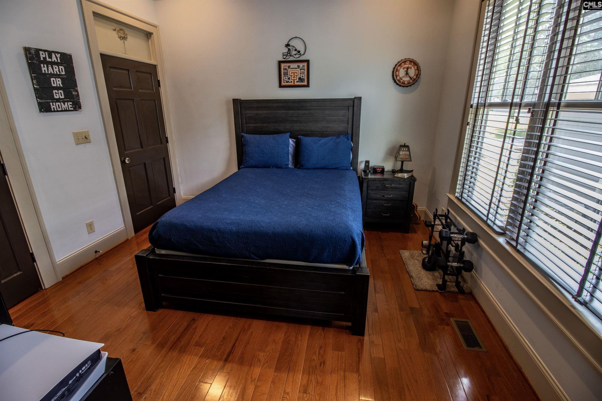 1536 Harrington Street Photo 33