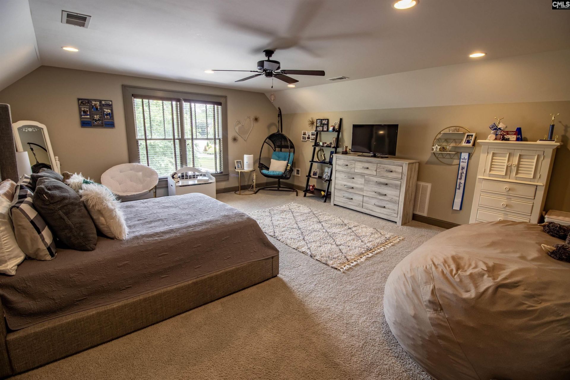 1536 Harrington Street Photo 38