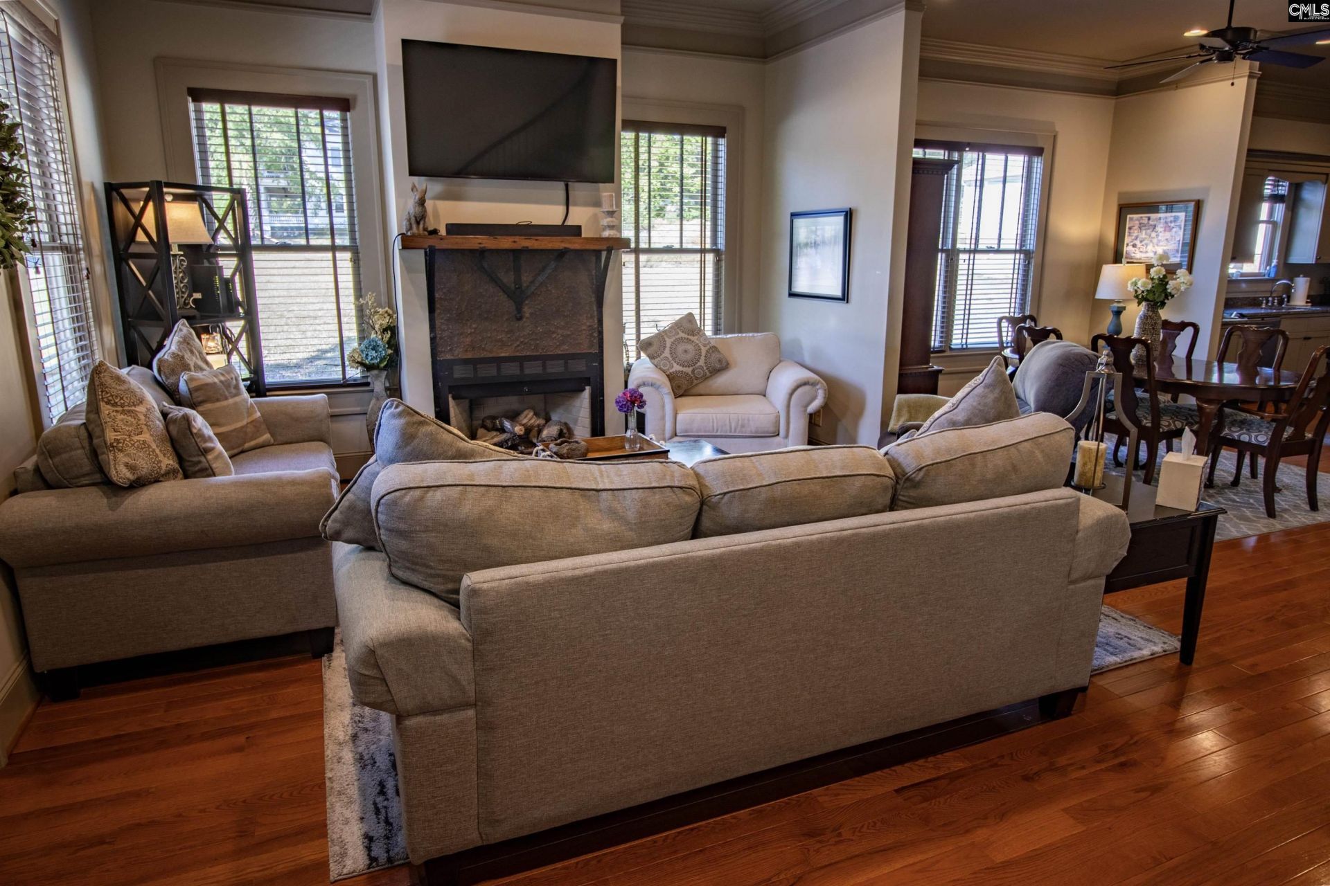 1536 Harrington Street Photo 7