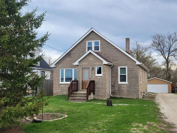 7107 38th STREET, Kenosha, WI 53144
