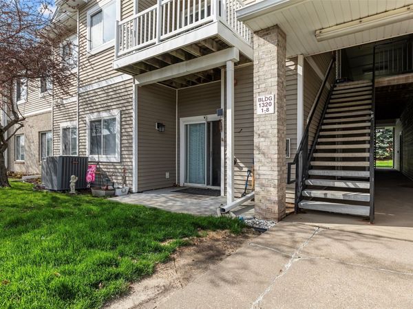 1320 SE Florence Drive, Unit 5L, Waukee, IA 50263
