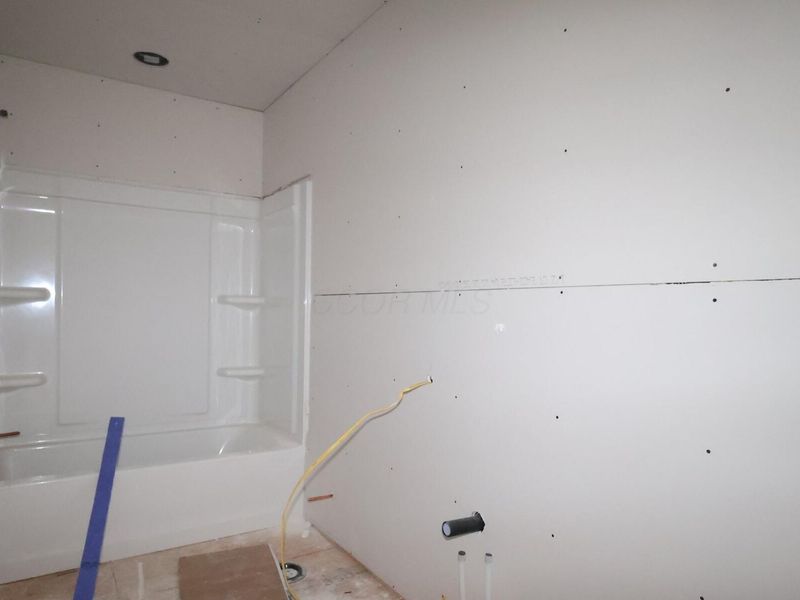 770 Hilton Drive , Reynoldsburg, OH 43068 Photo 5