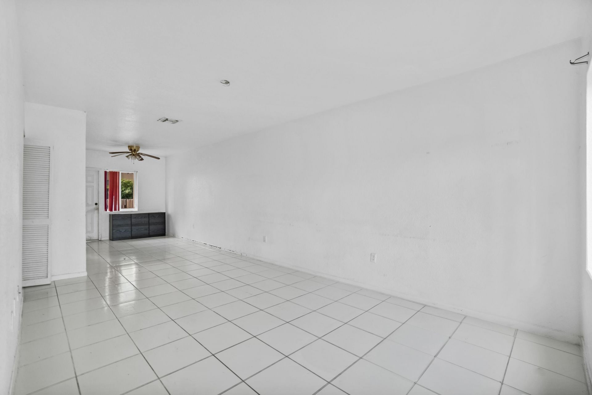 306 NW 84th Terrace, Unit 306, Miami, FL 33150 Photo