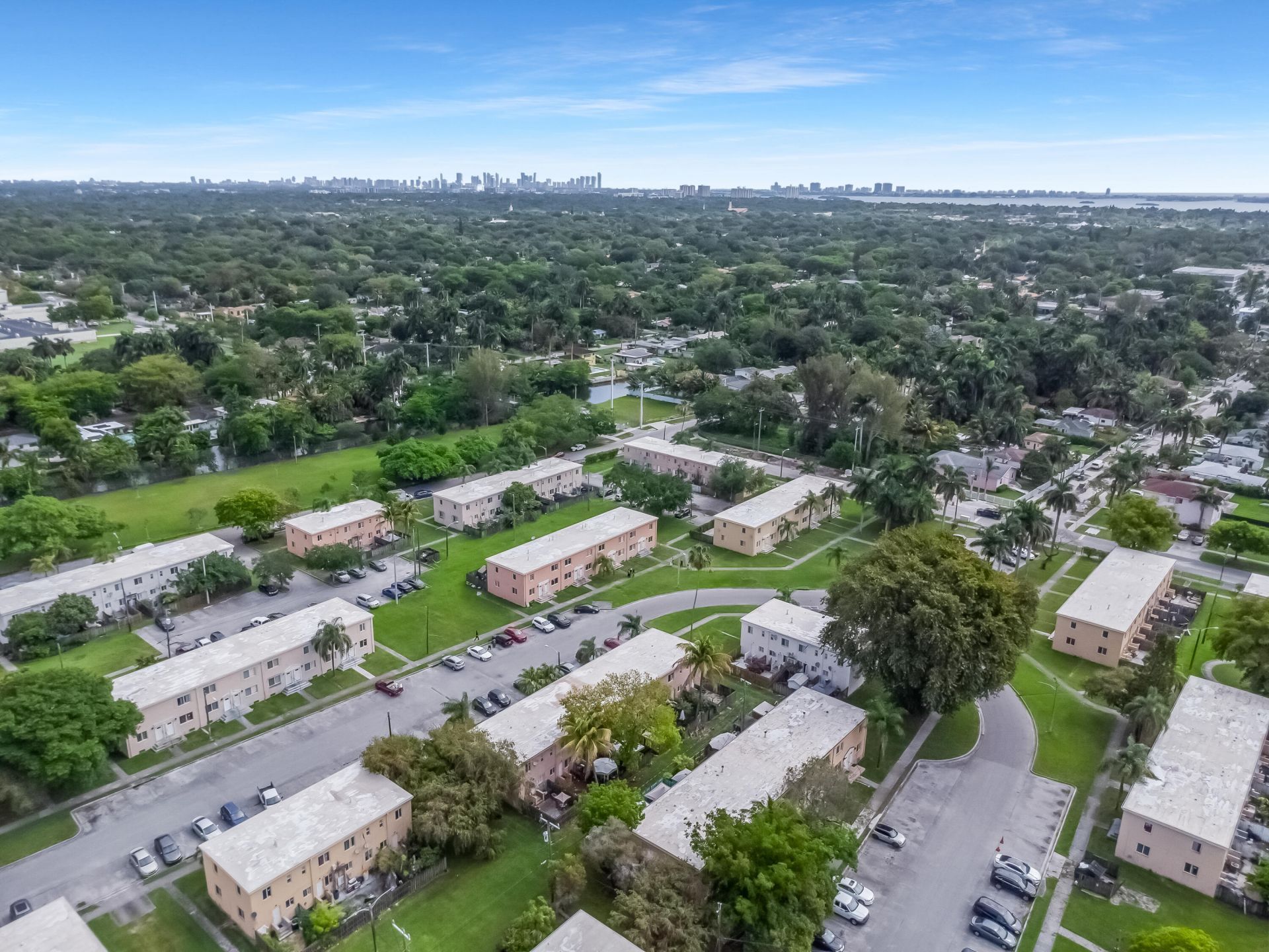 306 NW 84th Terrace, Unit 306, Miami, FL 33150 Photo