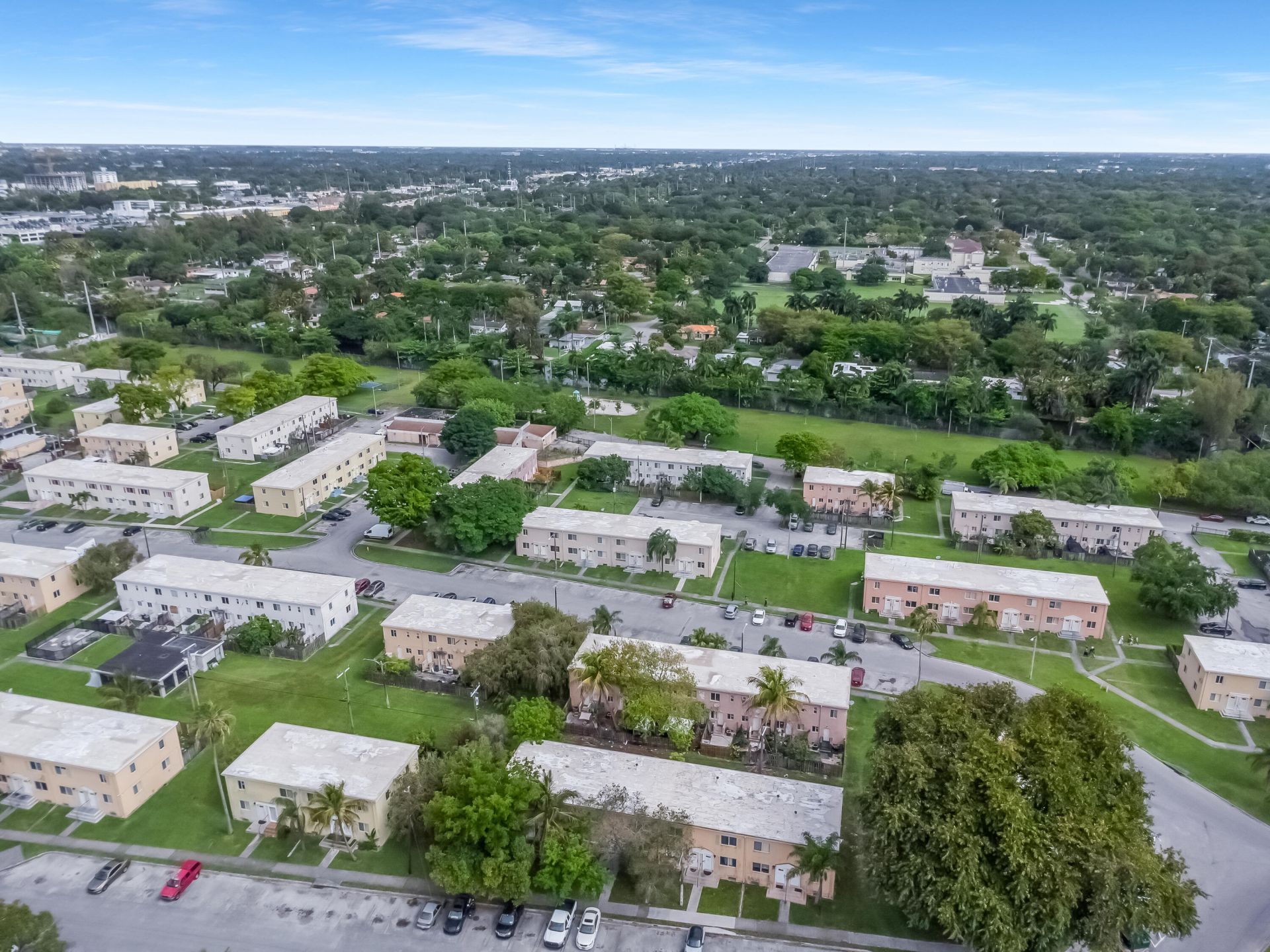 306 NW 84th Terrace, Unit 306, Miami, FL 33150 Photo