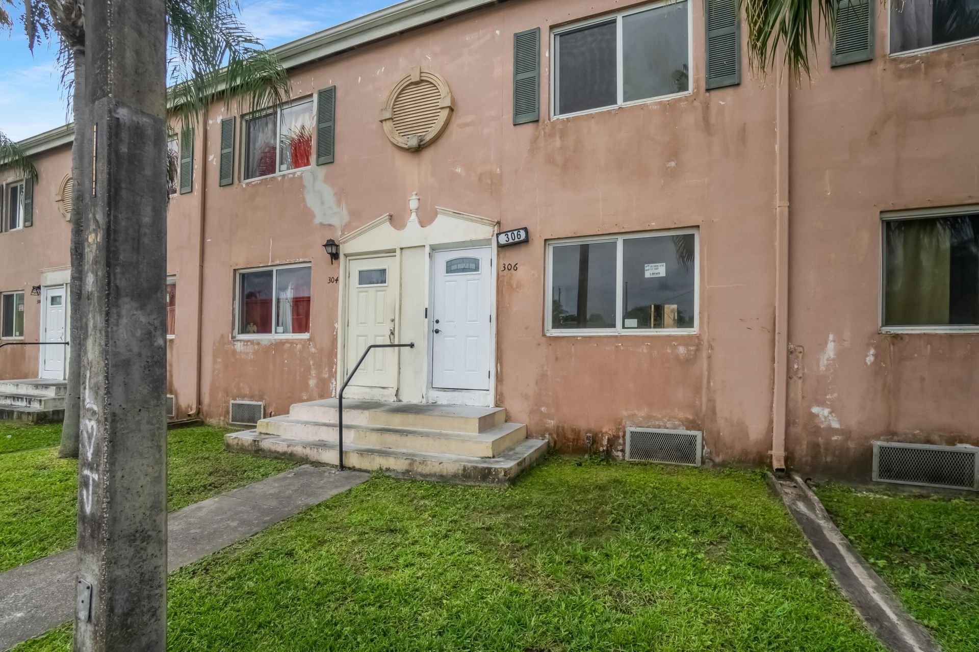 306 NW 84th Terrace, Unit 306, Miami, FL 33150 Photo