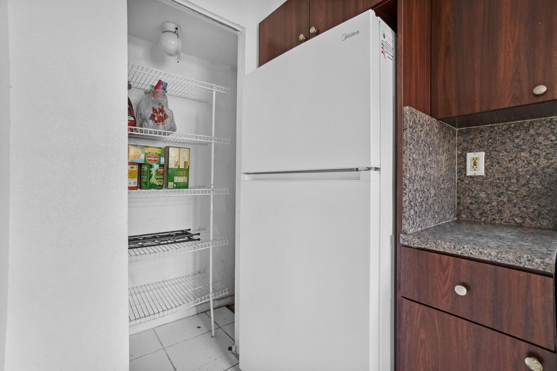 306 NW 84th Terrace, Unit 306, Miami, FL 33150 Photo