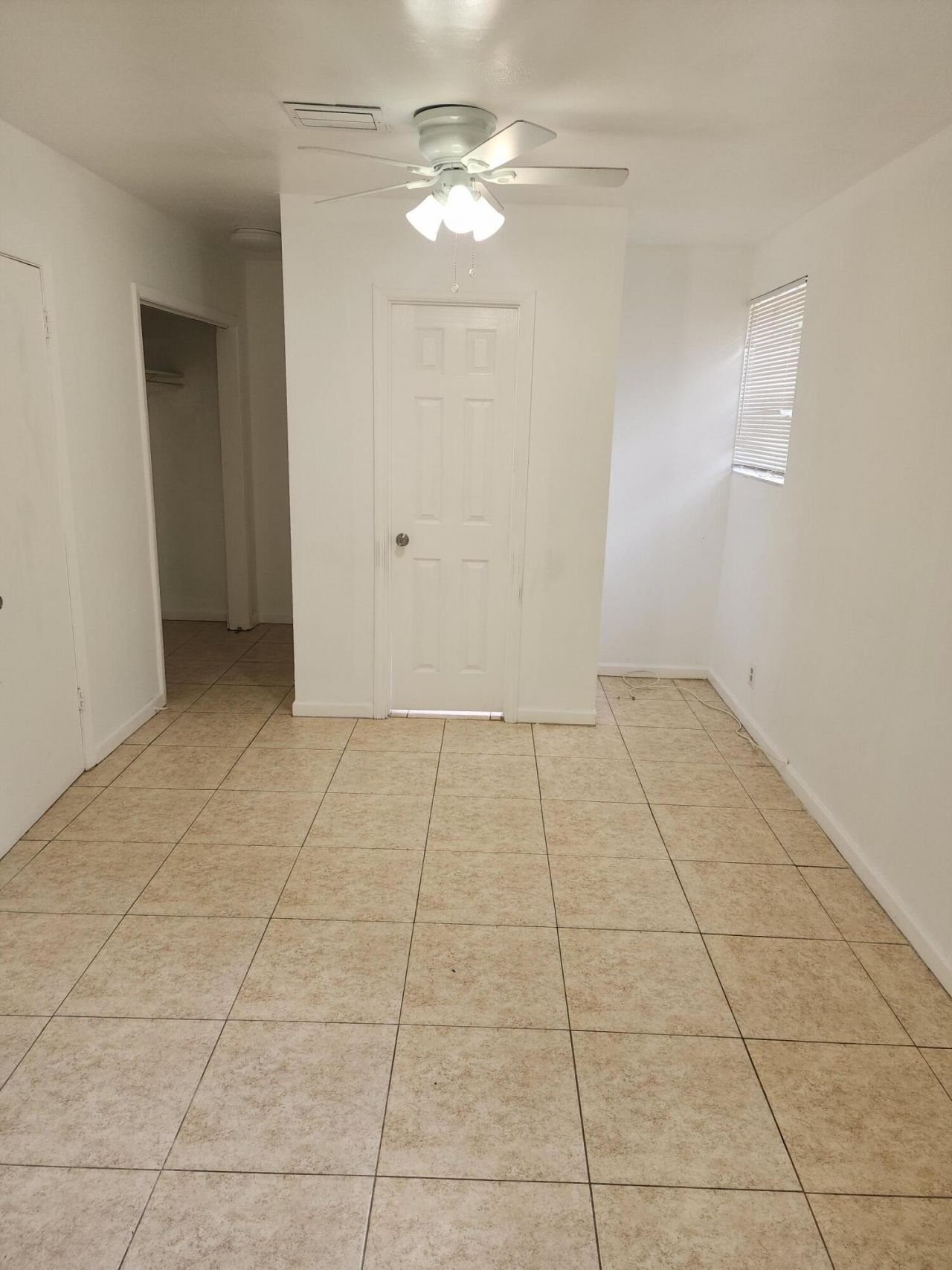 5999 NW 42nd Avenue, North Lauderdale, FL 33319 Photo