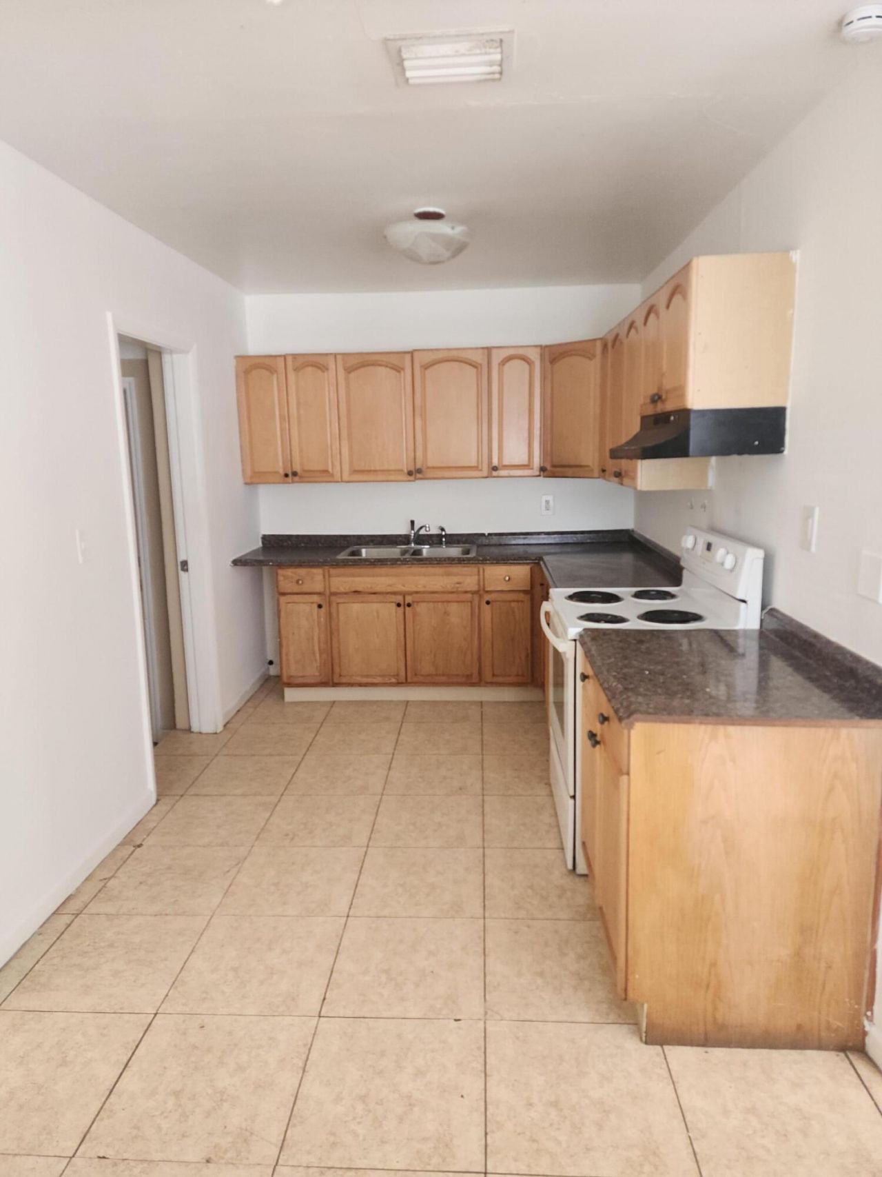 5999 NW 42nd Avenue, North Lauderdale, FL 33319 Photo