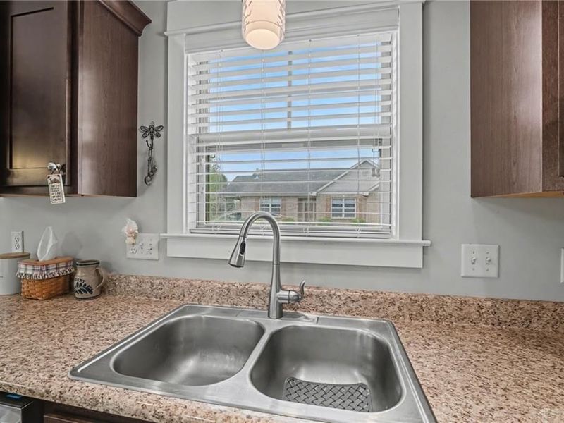 622 Willow Point Court, Troy, OH 45373 Photo 16