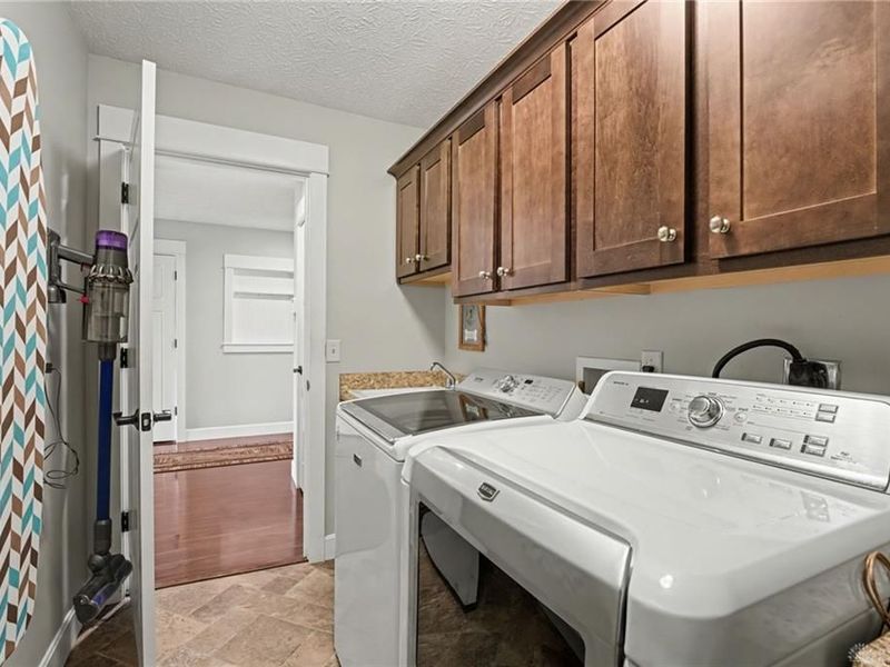 622 Willow Point Court, Troy, OH 45373 Photo 37