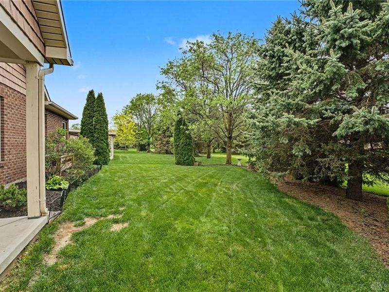 622 Willow Point Court, Troy, OH 45373 Photo 41