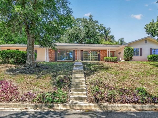 1945 NORMANDY DRIVE , MOUNT DORA, FL 32757