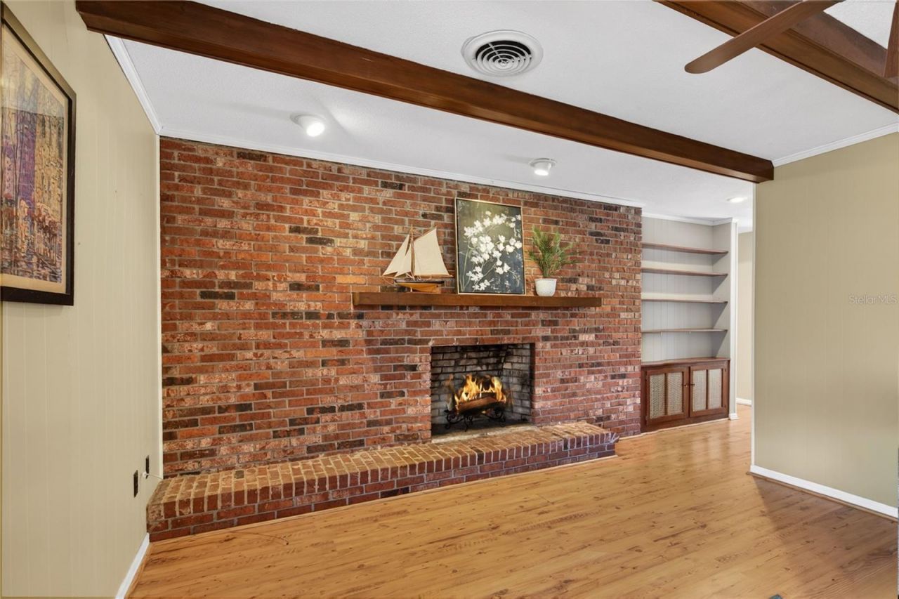 1945 Normandy Drive , Mount Dora, FL 32757 Photo