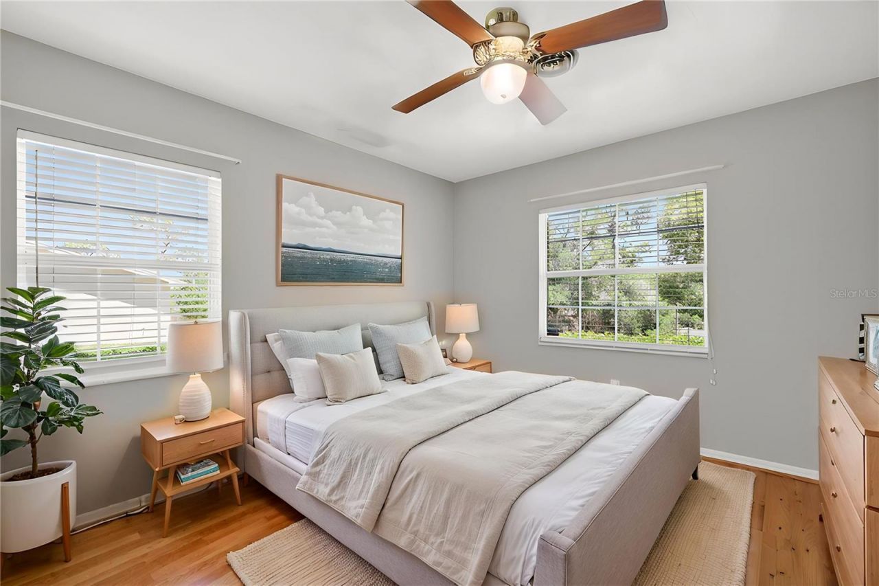 1945 Normandy Drive , Mount Dora, FL 32757 Photo