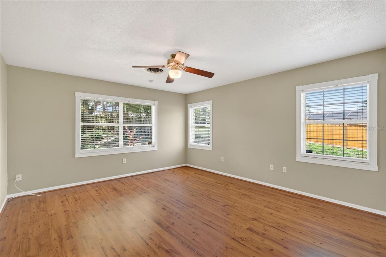 1945 Normandy Drive , Mount Dora, FL 32757 Photo