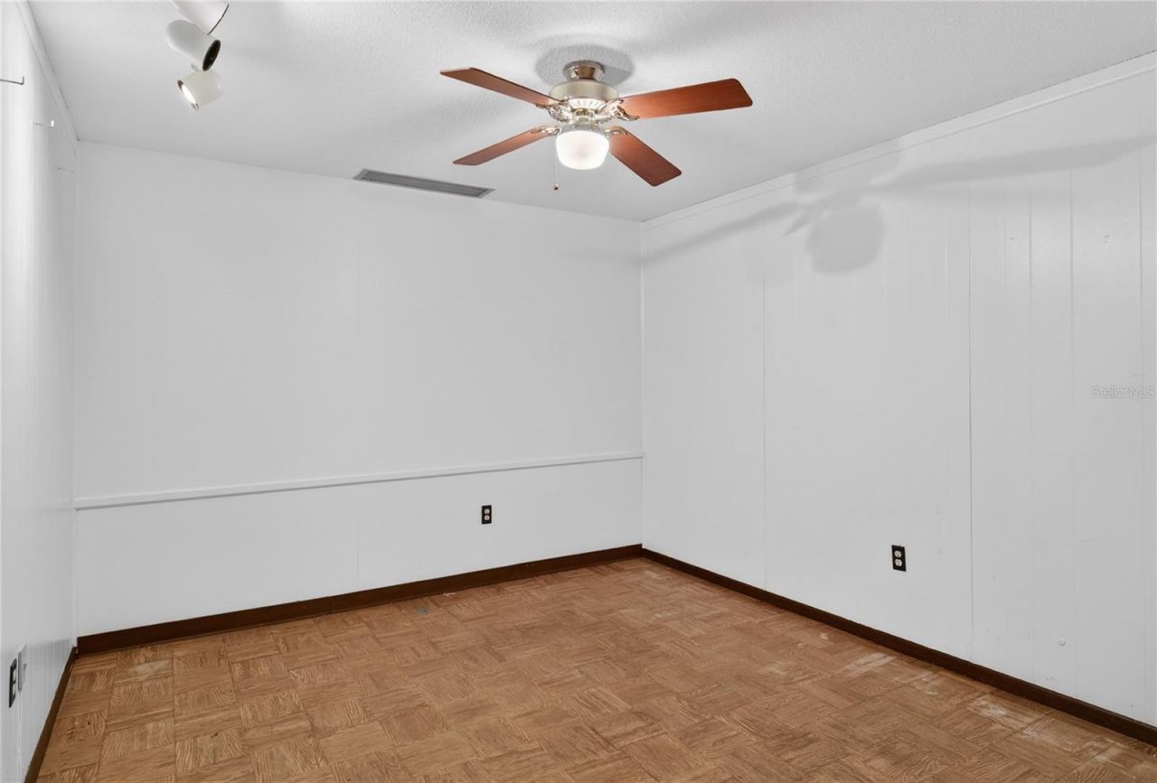 1945 Normandy Drive , Mount Dora, FL 32757 Photo