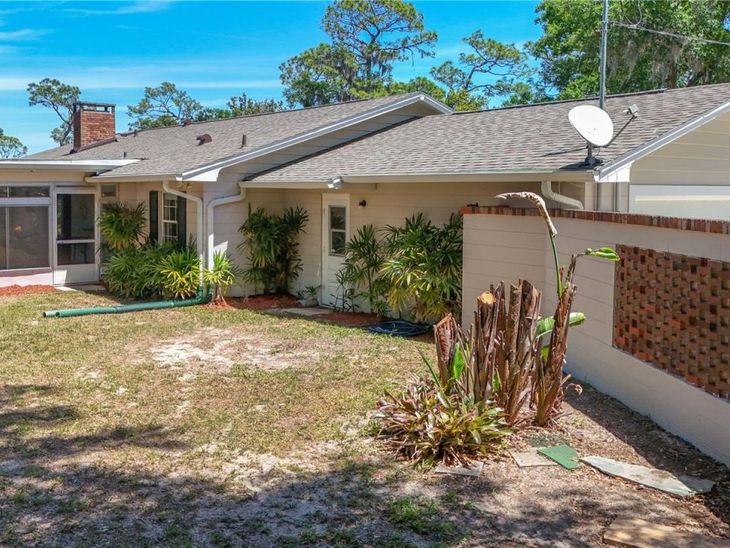 1945 Normandy Drive, Mount Dora, FL 32757