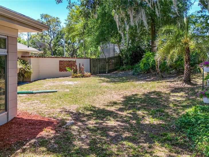 1945 Normandy Drive, Mount Dora, FL 32757