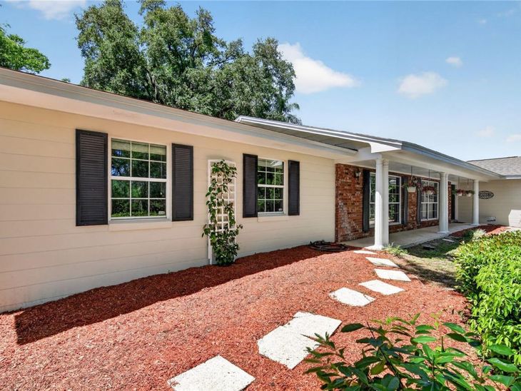 1945 Normandy Drive, Mount Dora, FL 32757