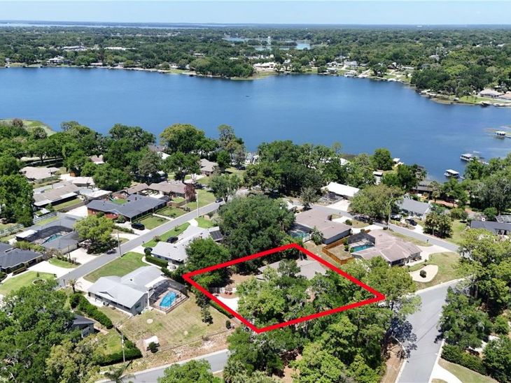 1945 Normandy Drive, Mount Dora, FL 32757
