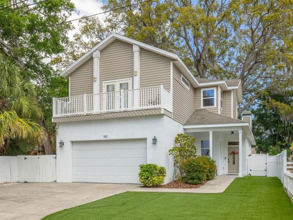 901 VIRGINIA AVENUE , TARPON SPRINGS, FL 34689