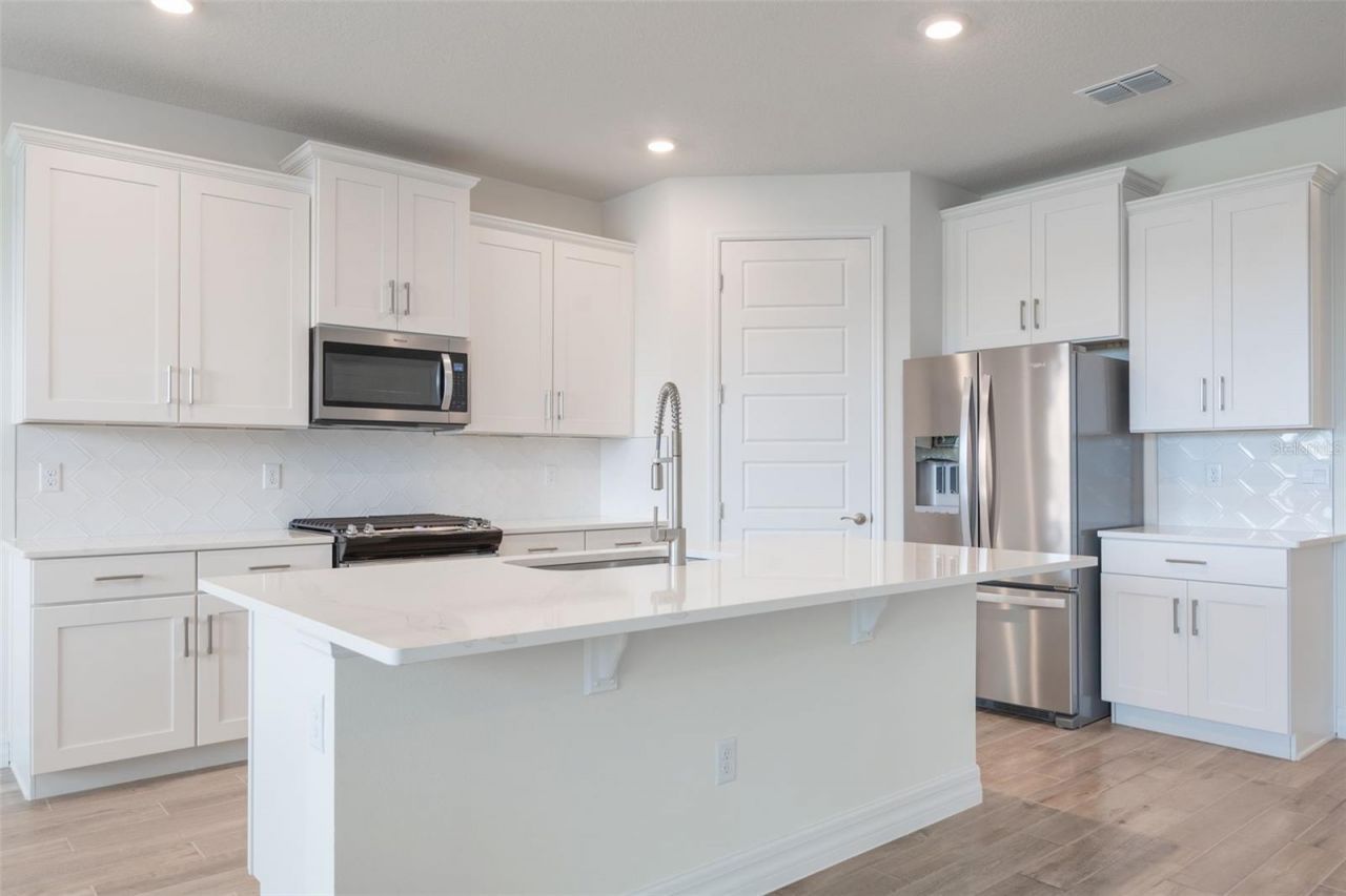 2277 Hamden Way , Mount Dora, FL 32757 Photo