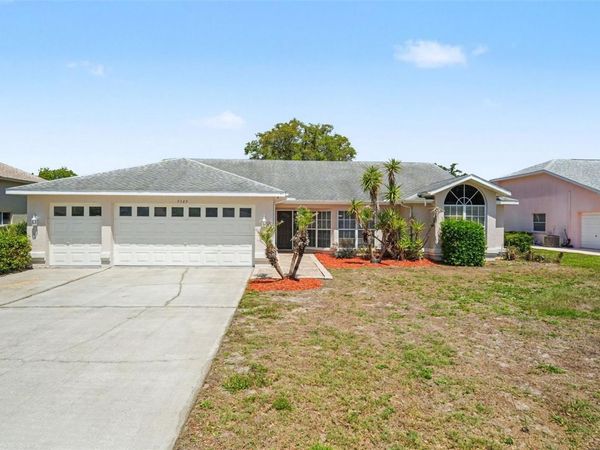 9389 FOX HOLLOW LANE, WEEKI WACHEE, FL 34613