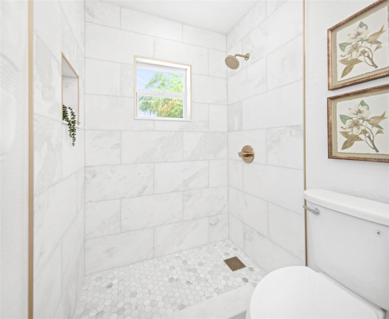 653 64th Avenue S, Saint Petersburg, FL 33705 Photo