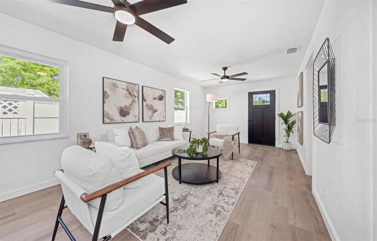653 64th Avenue S, Saint Petersburg, FL 33705 Photo