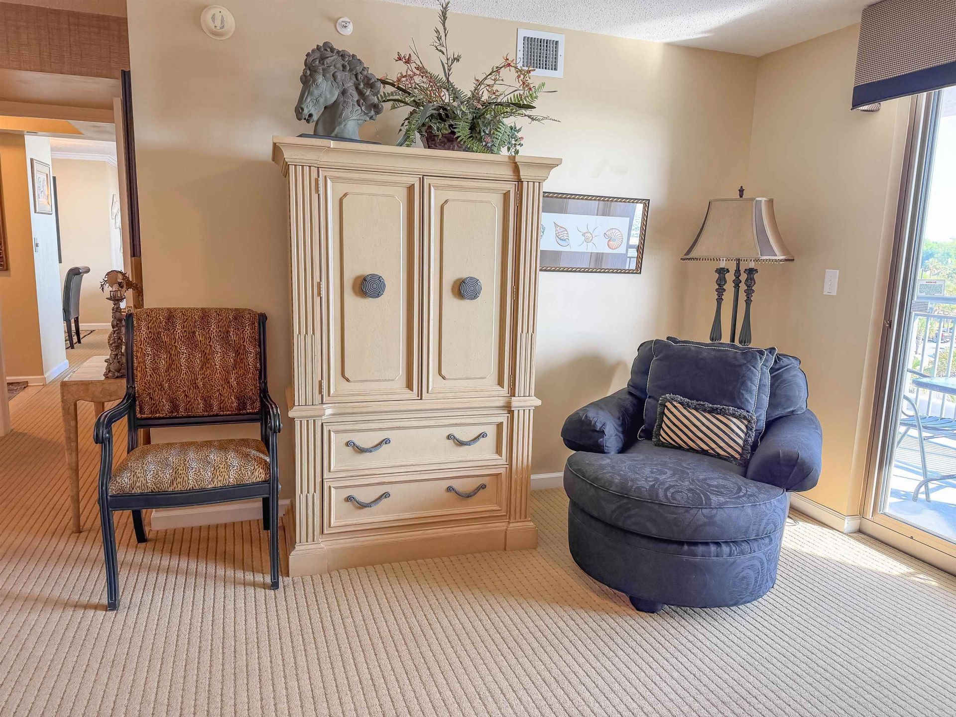 8560 Queensway Blvd.  Photo 20