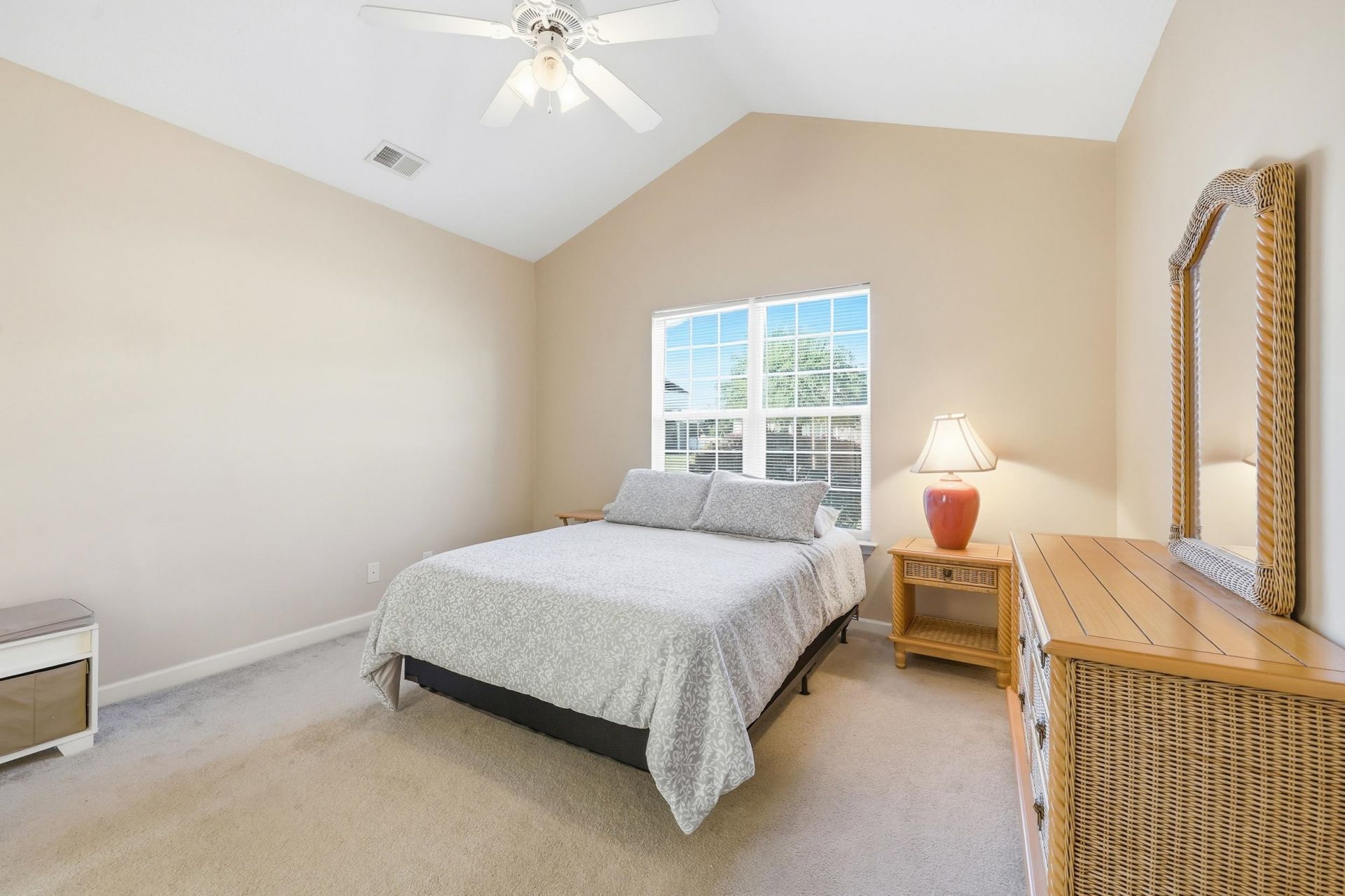 425 Cypress View Ave.  Photo 11