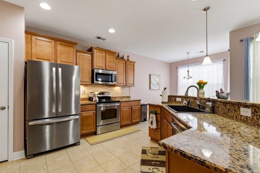 504 Oak Pond Ct.  Photo 14