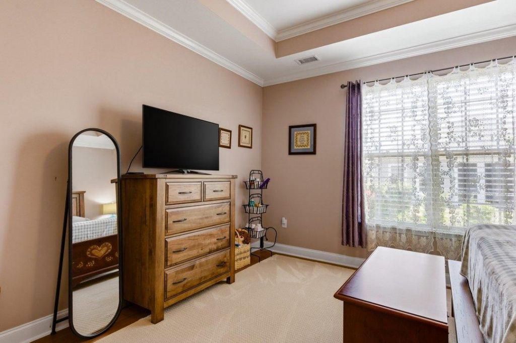 504 Oak Pond Ct.  Photo 19